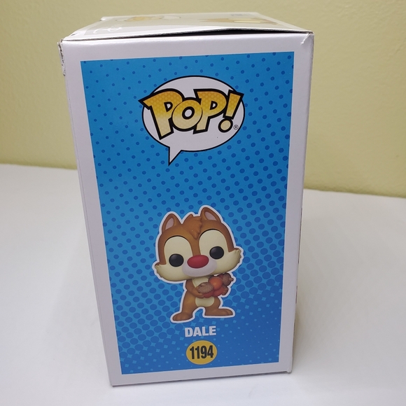 Funko Pop! Disney - Classics - Mickey and Friends - Dale #1194 - Picture 5 of 6